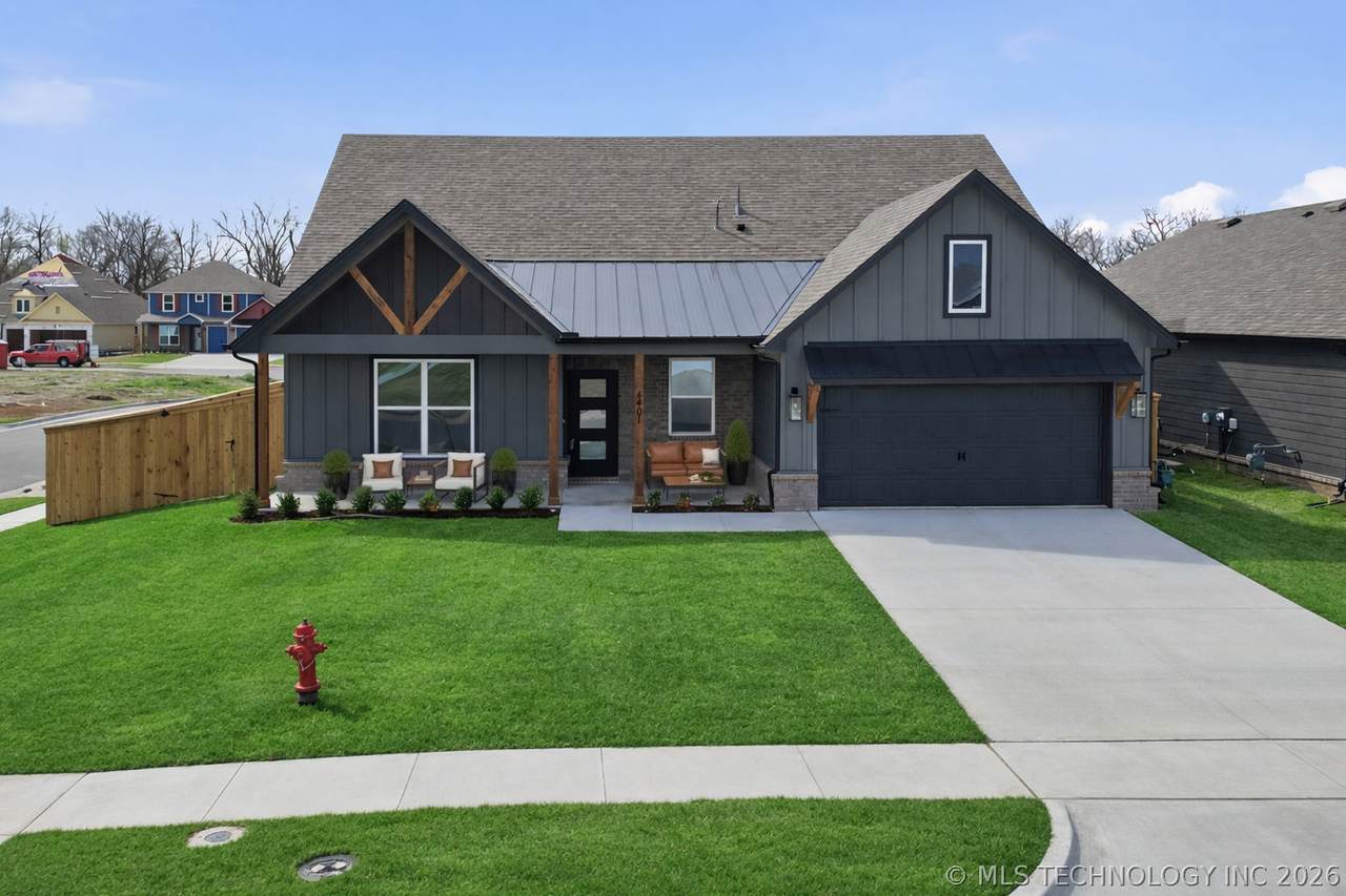 4401 Van Buren Street - Photo 1