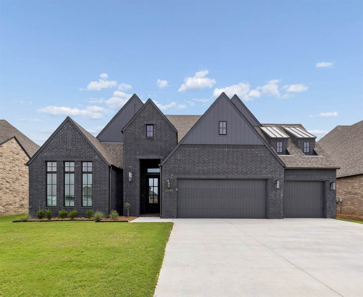 2844 144th Place - Photo 1