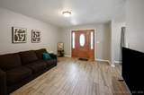 1313 48th Street - Photo 4