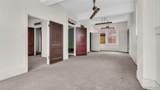 301 Washington - Photo 13