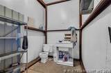 121 Davis - Photo 17