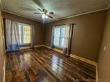 715 Burgess - Photo 10