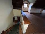 4 E - Photo 17