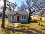 819 Oak - Photo 1