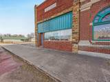 104 Main - Photo 32