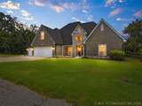4515 93rd Street - Photo 2