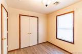 915 Oak Street - Photo 17