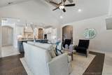 2705 Twin Oaks Street - Photo 9