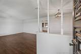306 Lombard Lane - Photo 6