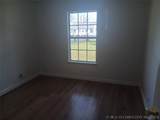225 Seminole Place - Photo 17
