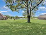 725 Northlake Drive - Photo 2
