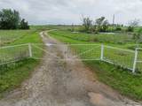 437703 340 Road - Photo 4