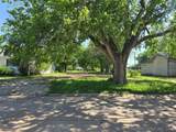1117 Maple - Photo 1