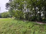 401 Hall Avenue - Photo 18
