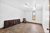8377 Cravens Road - Photo 14