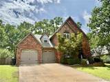 306 Hickory Drive - Photo 2