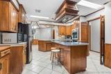 521 Circle Drive - Photo 9