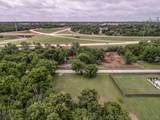 2639 32nd Street - Photo 4