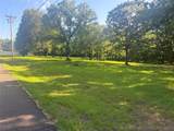  700 Road - Photo 2