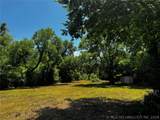 606 15th St - Photo 5