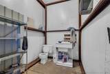 121 Davis - Photo 20