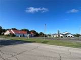 2710 Cherokee Drive - Photo 2
