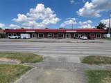815 Wyandotte - Photo 1