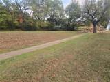 622 7th Street - Photo 3