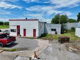 102 Chouteau - Photo 18