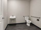 1042 Northwest Boulevard - Photo 6