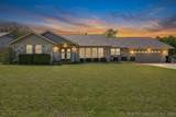 122 Lakeview Drive - Photo 1
