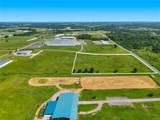 900 Airport Parkway - Photo 3