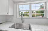 6245 Yorktown Avenue - Photo 12