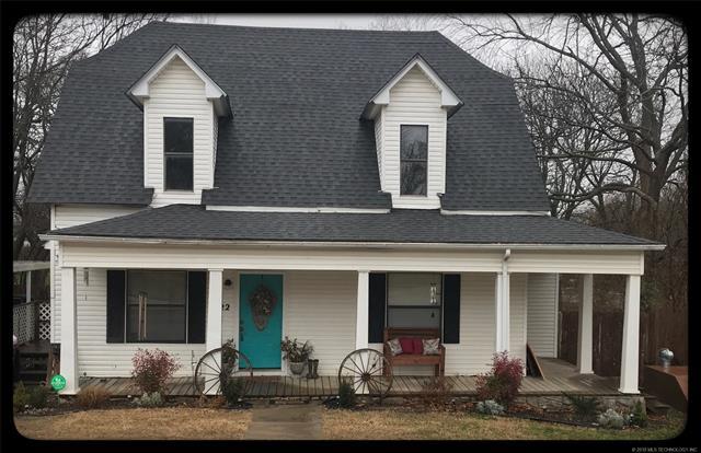 722 Broadway Avenue - Photo 1