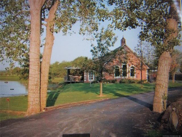 11240 241st East Avenue - Photo 1