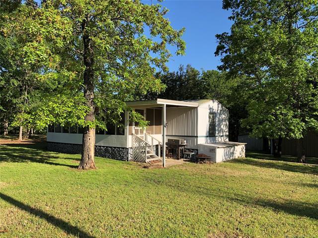 603 Country Club Boulevard - Photo 1