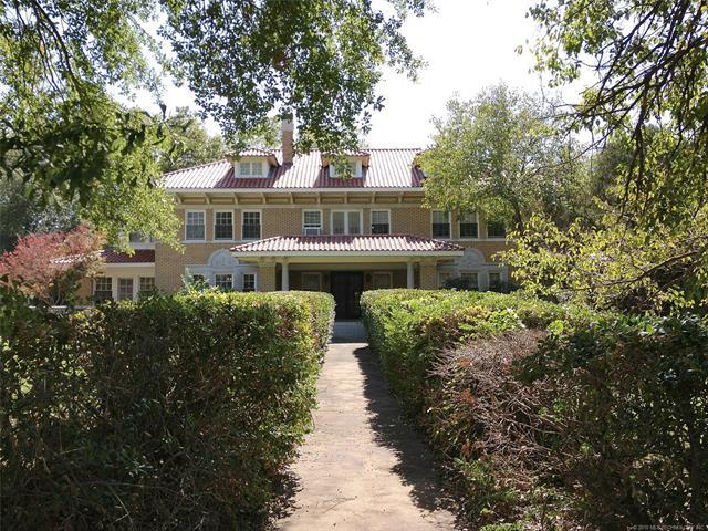 1700 6th Street - Photo 1