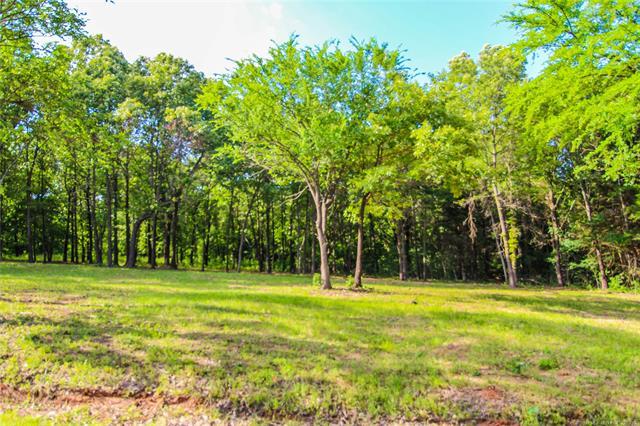 35 Oak Hollow Road - Photo 1