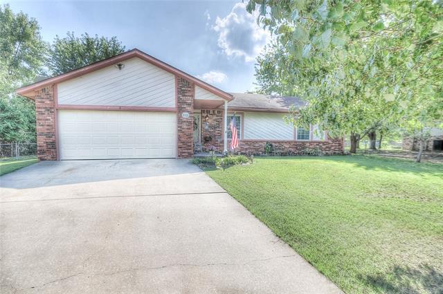 9508 114th Street North - Photo 1