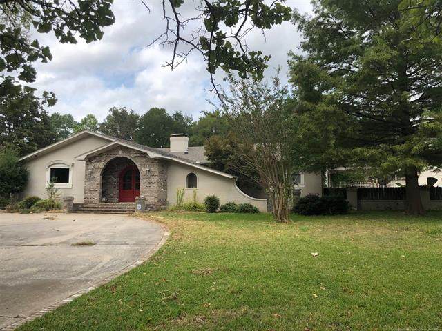 1020 Gail Farrell Drive - Photo 1