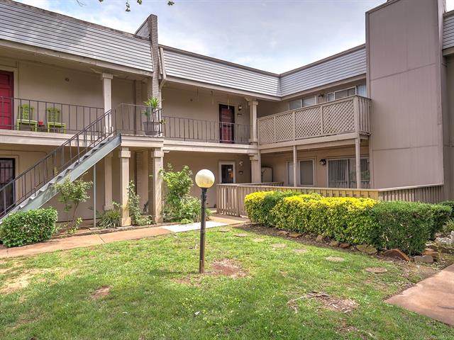 6722 Lewis Avenue - Photo 1