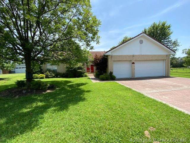 53 Wayside Drive - Photo 1