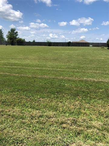 50th West Circle - Photo 1