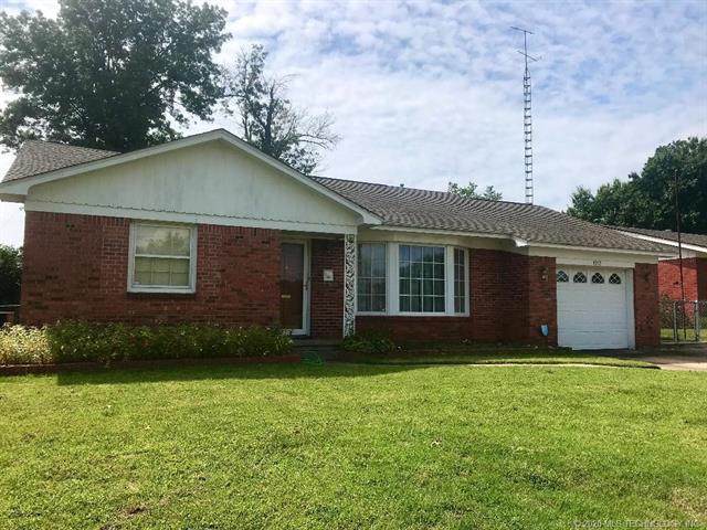 1017 9th Street - Photo 1