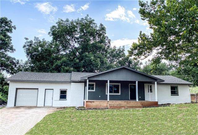 903 8th Street - Photo 1