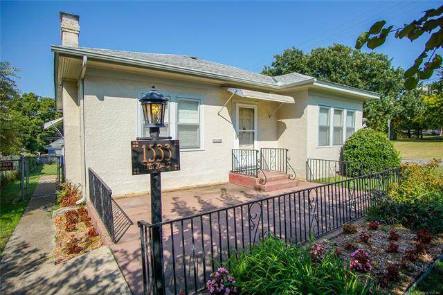1533 20th Street - Photo 1