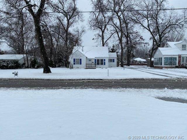 5327 Wheeling Avenue - Photo 1