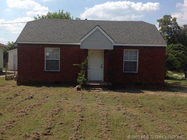 2424 Quaker Avenue - Photo 1