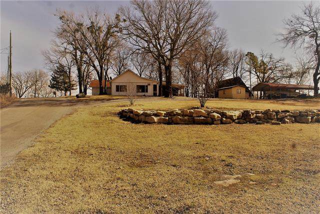 1027 Lakeside Drive - Photo 1