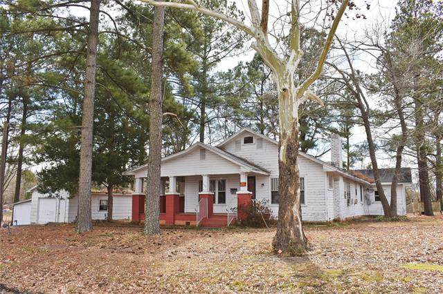 712 1st Street - Photo 1